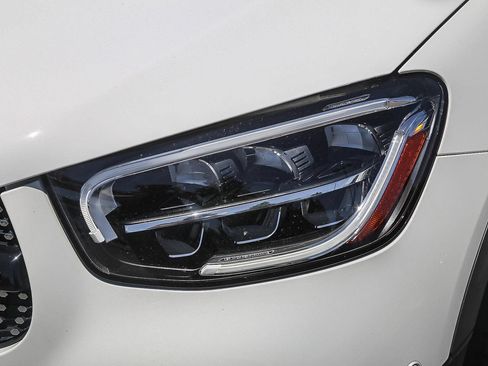 Used 2023 Mercedes-Benz GLC 300 4MATIC Coupe image 7