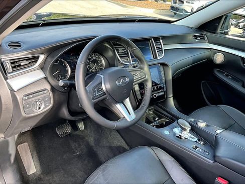 Used 2020 INFINITI QX50 Sensory image 17