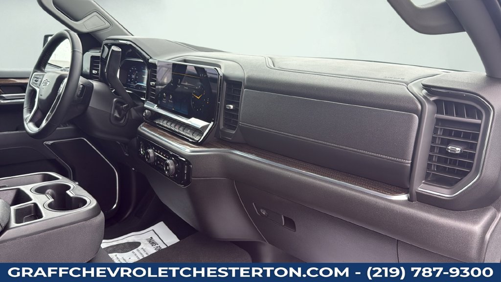 Used 2024 Chevrolet Silverado 1500 RST w/ Protection Package AWD/4WD image 35