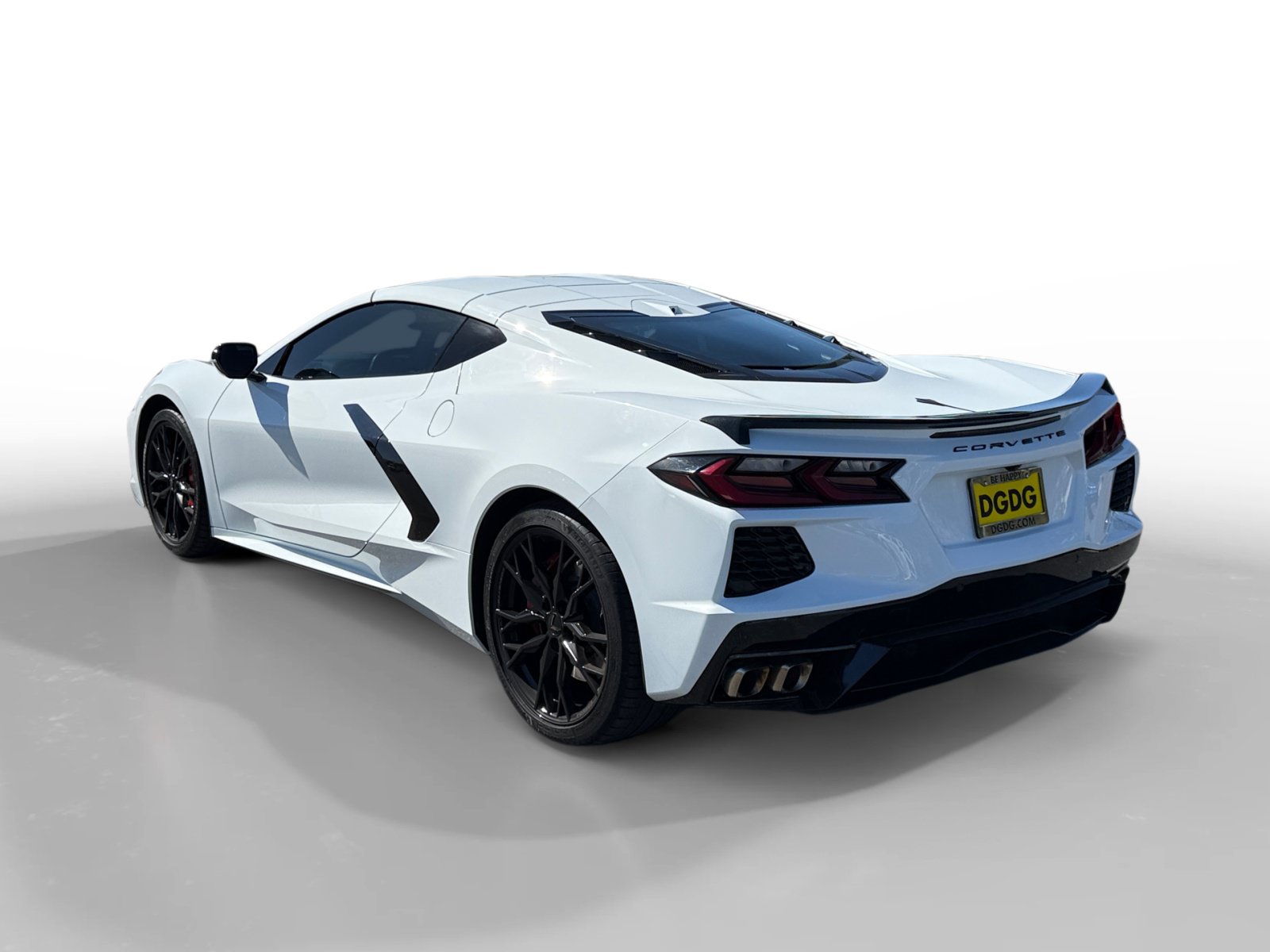 Used 2024 Chevrolet Corvette Stingray Coupe w/ Z51 Performance Package RWD image 3