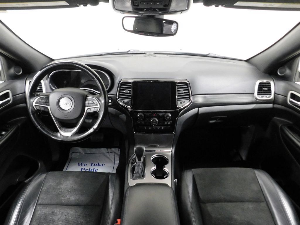Used 2020 Jeep Grand Cherokee Altitude AWD/4WD image 32
