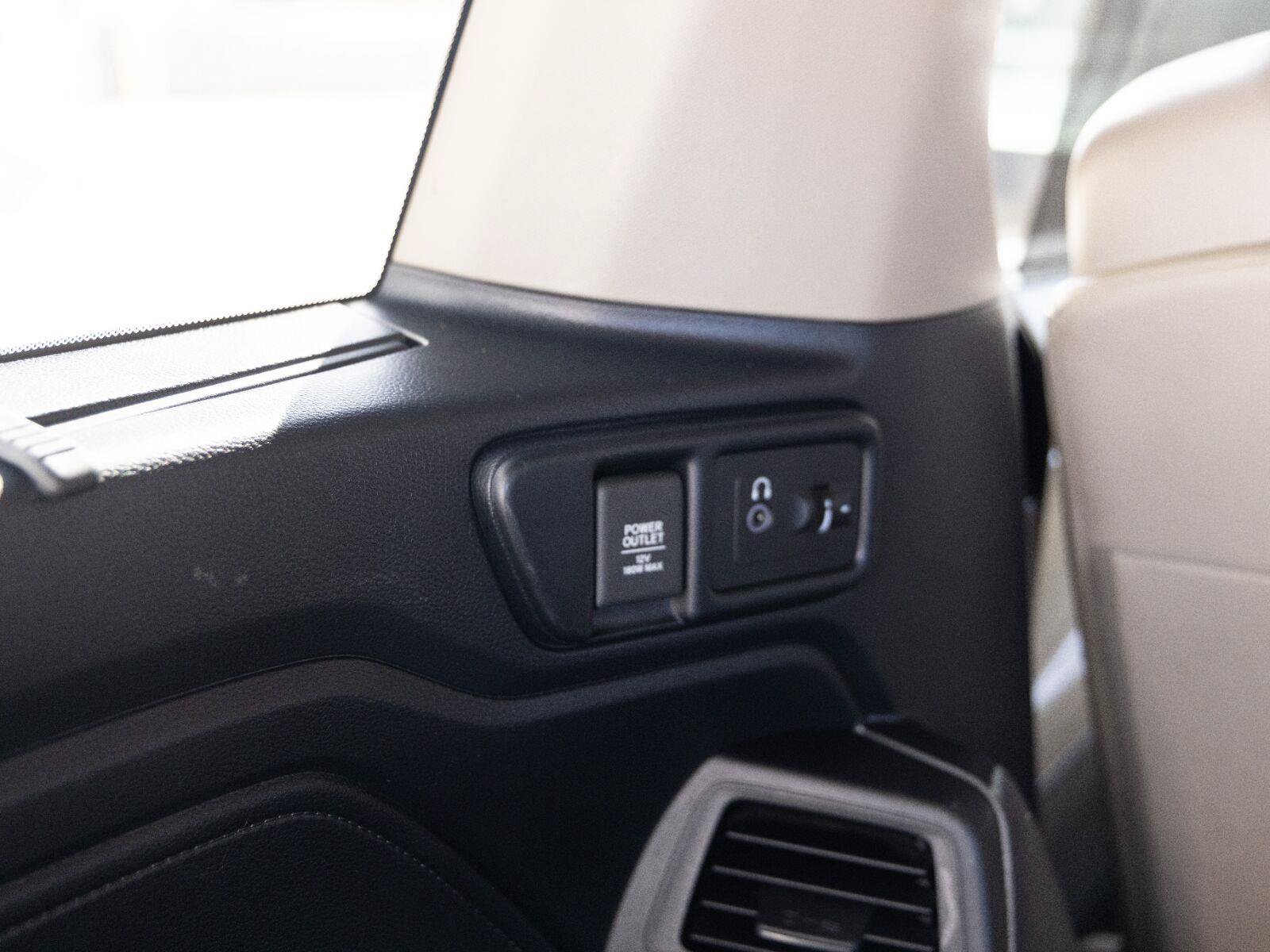 Used 2019 Honda Odyssey Elite image 48