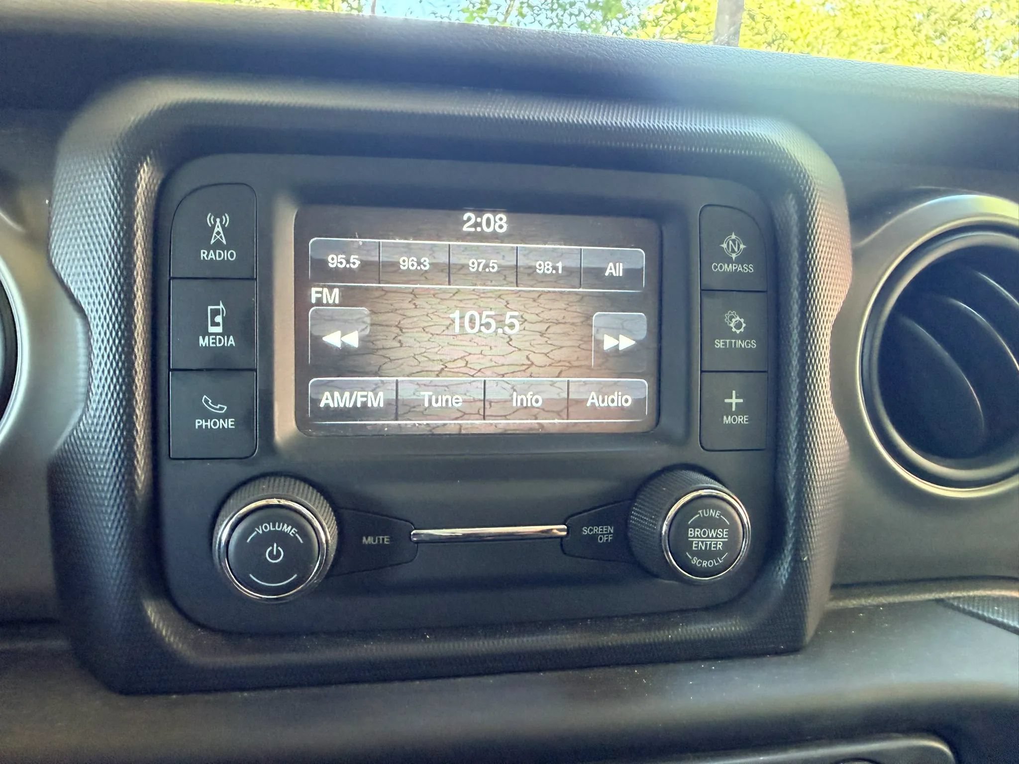Used 2019 Jeep Wrangler Unlimited Sport S AWD/4WD image 19
