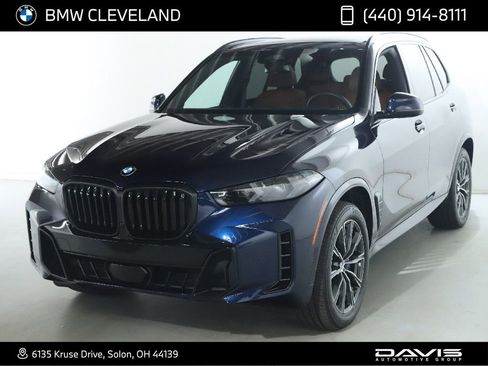 Used 2026 BMW X5 xDrive40i w/ M Sport Package AWD/4WD image 1