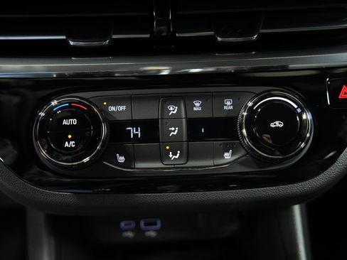 New 2026 Buick Envista Sport Touring w/ Convenience I Package FWD image 36