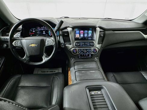 Used 2020 Chevrolet Suburban Premier AWD/4WD image 26