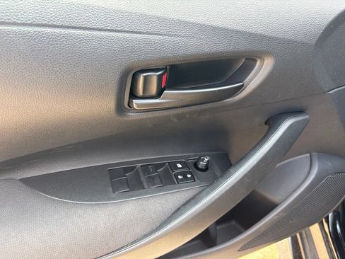 Used 2026 Toyota Corolla LE FWD image 12