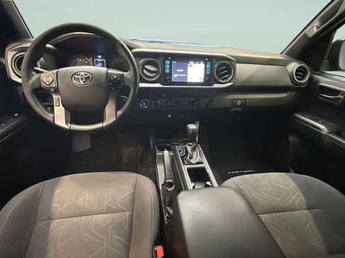 Used 2016 Toyota Tacoma TRD Sport w/ Towing Package image 16