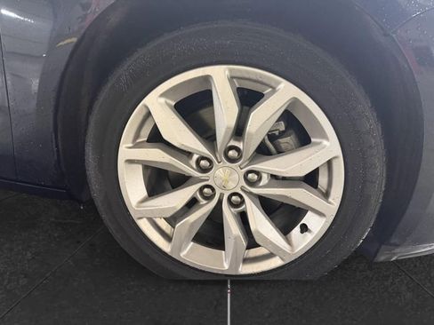 Used 2019 Chevrolet Impala LT image 10