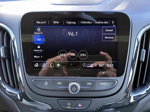 Used 2024 Chevrolet Equinox RS w/ RS Leather Package AWD/4WD image 21