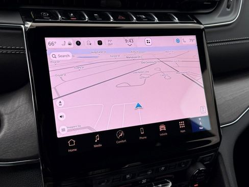 New 2025 Jeep Grand Cherokee Overland w/ Adv Protech Group III image 20