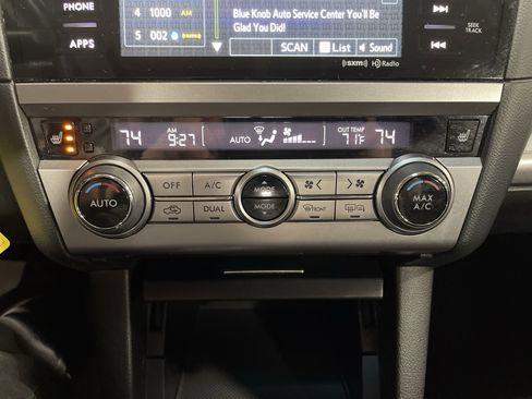 Used 2016 Subaru Legacy 2.5i Premium w/ Moonroof Package image 23