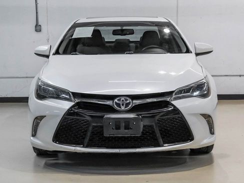 Used 2015 Toyota Camry XSE image 6