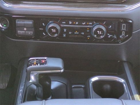 Certified 2024 Chevrolet Silverado 1500 LT Trail Boss w/ Convenience Package II image 20