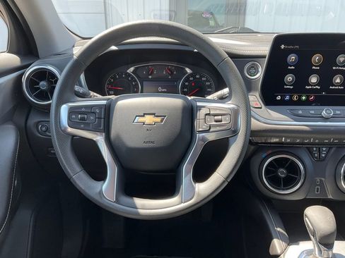 Used 2023 Chevrolet Blazer LT w/ Driver Confidence Package AWD/4WD image 4
