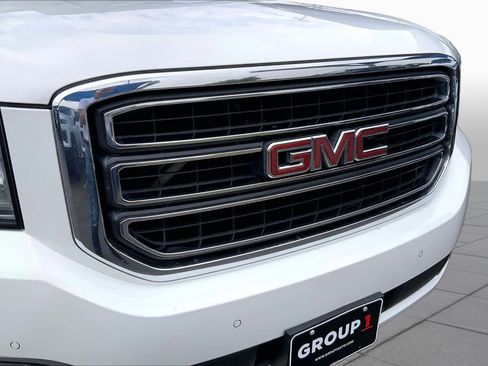 Used 2015 GMC Yukon SLT w/ Open Road Package AWD/4WD image 30