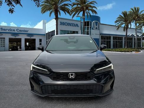 Used 2025 Honda Civic Sport image 3