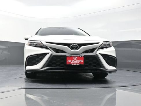 Used 2024 Toyota Camry SE FWD image 31
