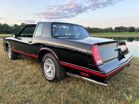 Used 1988 Chevrolet Monte Carlo SS RWD image 15