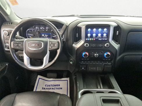 Used 2022 GMC Sierra 2500 SLT w/ SLT Premium Package image 9