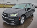 New 2025 Chrysler Pacifica Select image 2