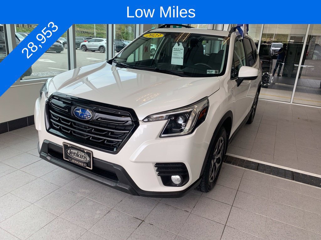 Certified 2023 Subaru Forester Premium AWD/4WD image 2