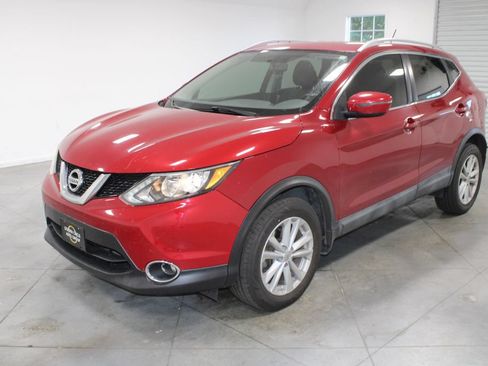 Used 2017 Nissan Rogue Sport SV w/ SV All-Weather Package FWD image 4