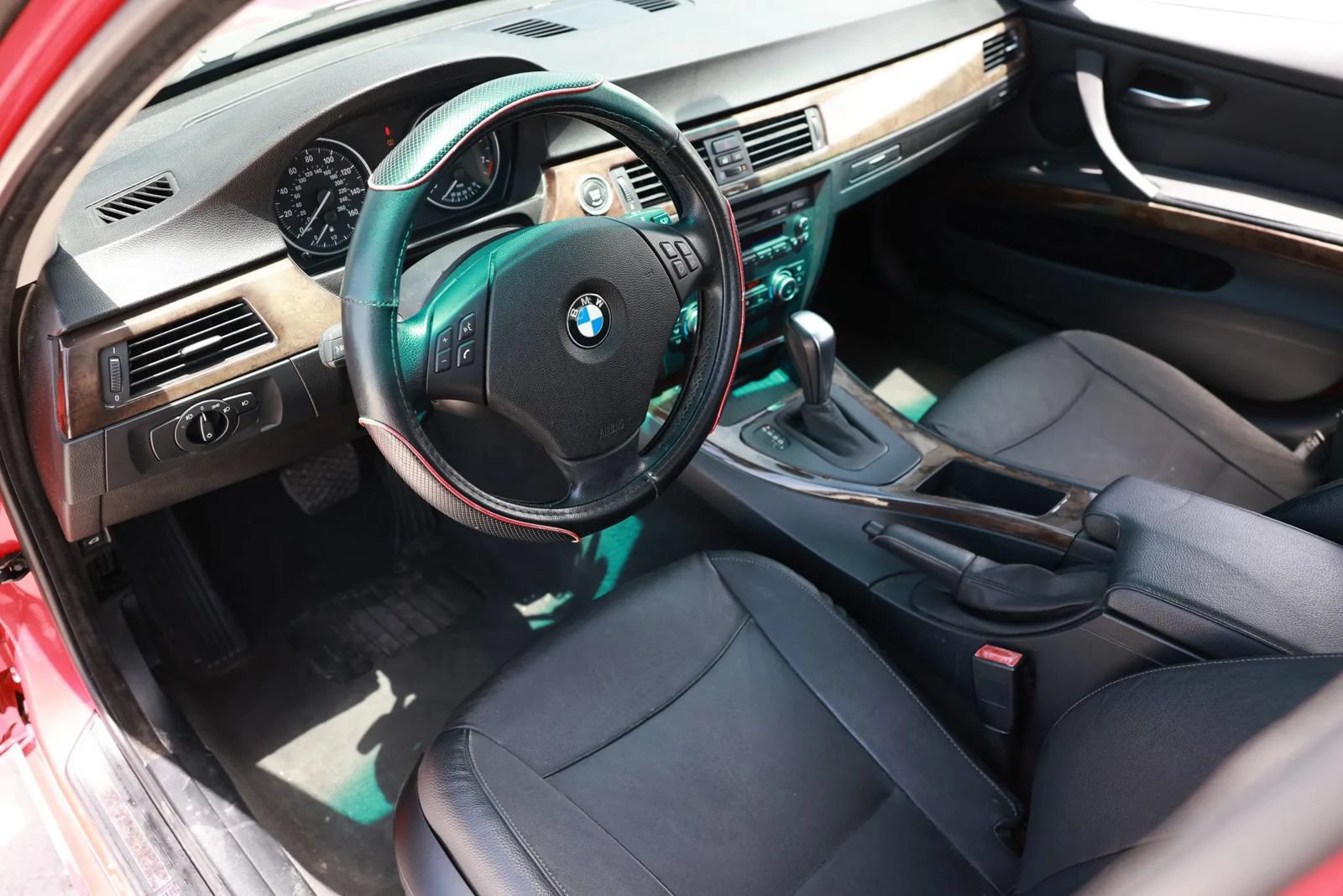Used 2010 BMW 328i Sedan RWD image 17
