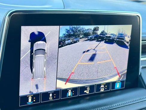 Used 2021 Chevrolet Tahoe LT w/ LT Signature Package image 11