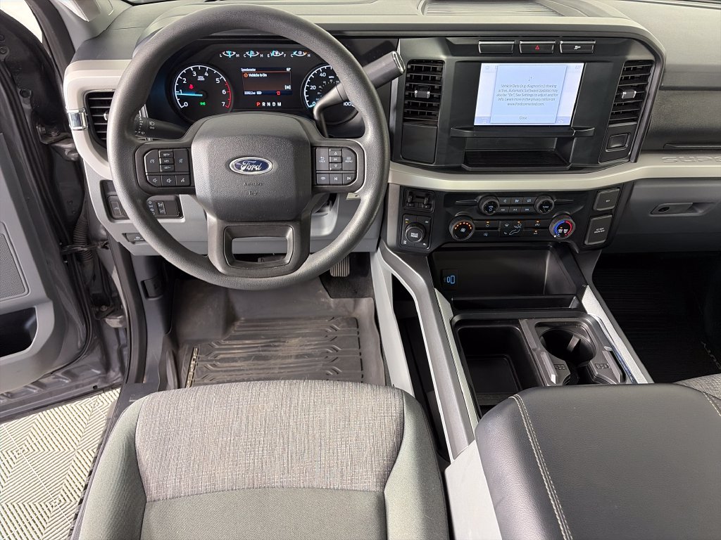 Used 2023 Ford F350 XLT AWD/4WD image 13