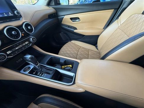 Used 2023 Nissan Sentra SV w/ SV Premium Package FWD image 26