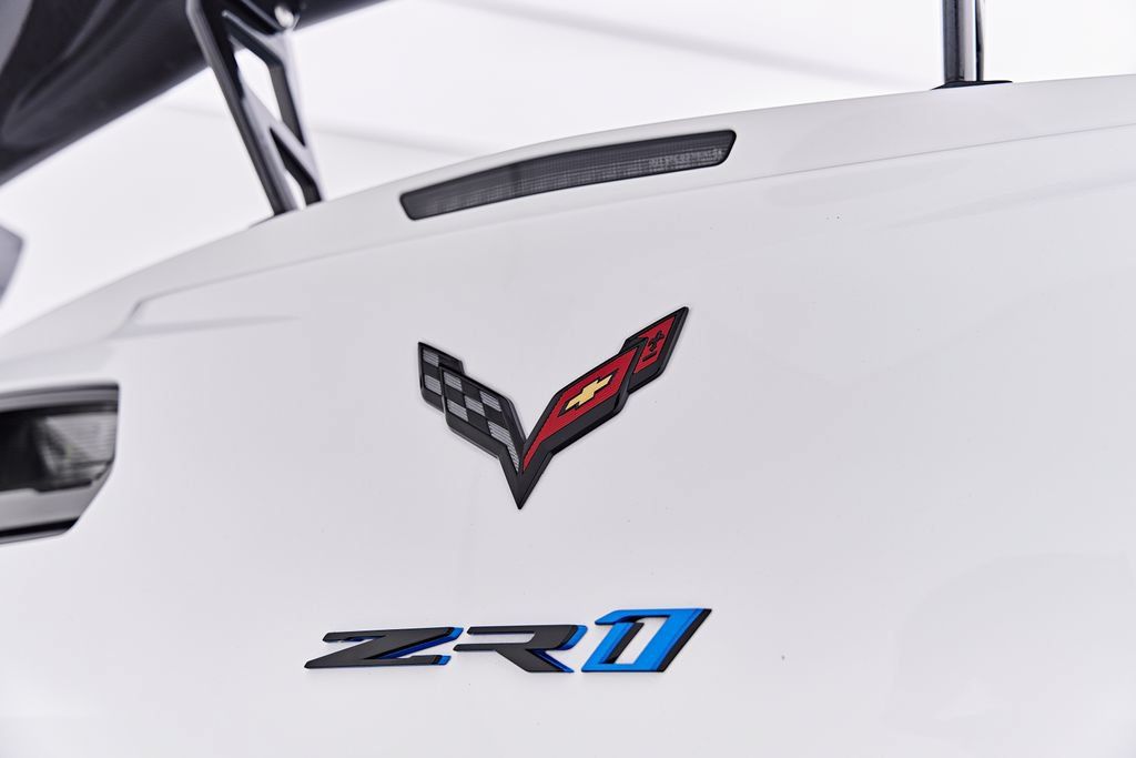 Used 2019 Chevrolet Corvette ZR1 RWD image 41