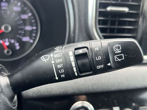 Used 2021 Kia Sportage EX image 26