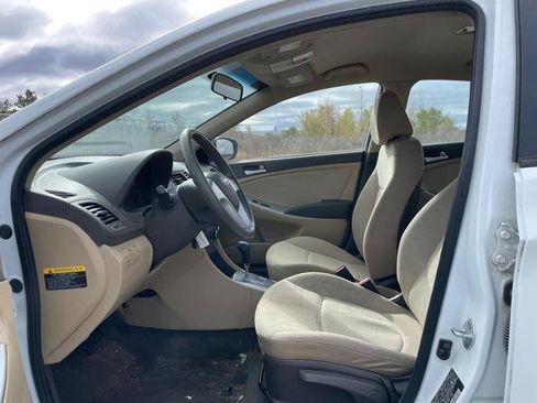 Used 2014 Hyundai Accent GLS image 20