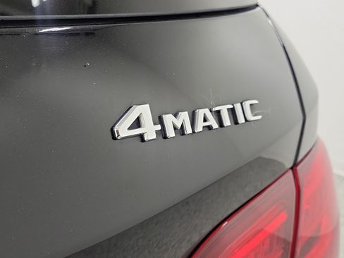 Used 2019 Mercedes-Benz GLE 400 4MATIC image 8