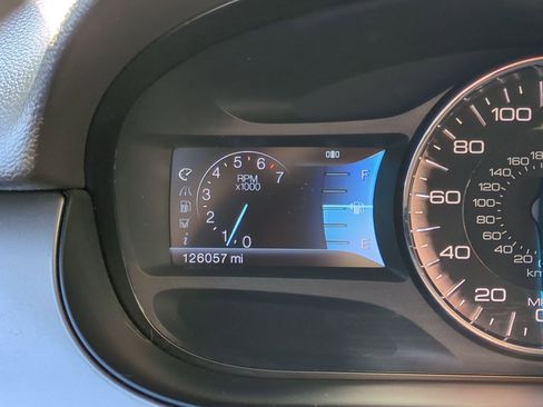 Used 2011 Ford Edge Sport w/ Driver Entry Pkg image 20