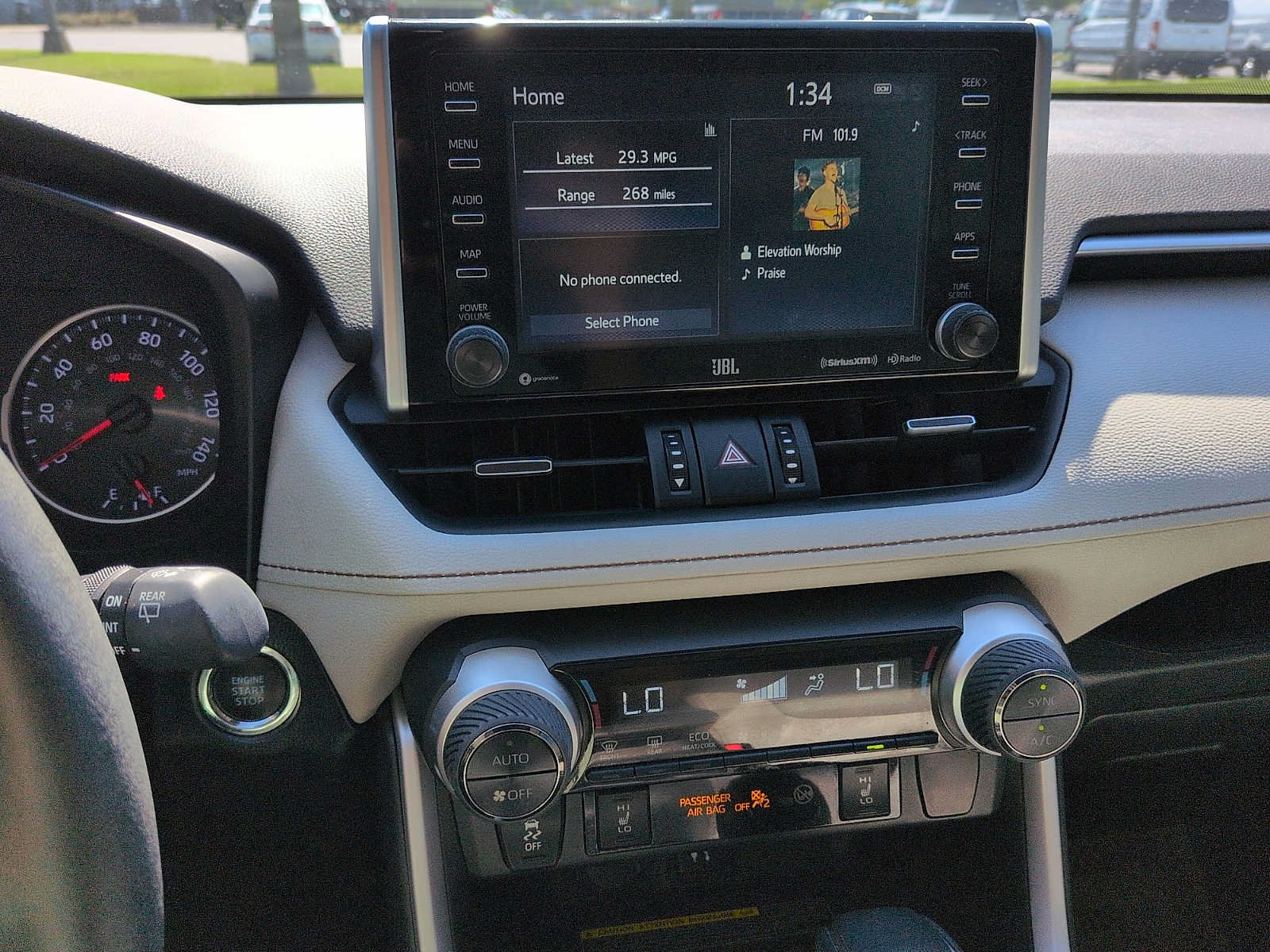 Used 2019 Toyota RAV4 XLE Premium w/ Advanced Technology Package AWD/4WD image 20