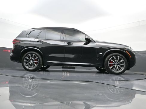 Used 2026 BMW X5 xDrive40i w/ M Sport Package image 30