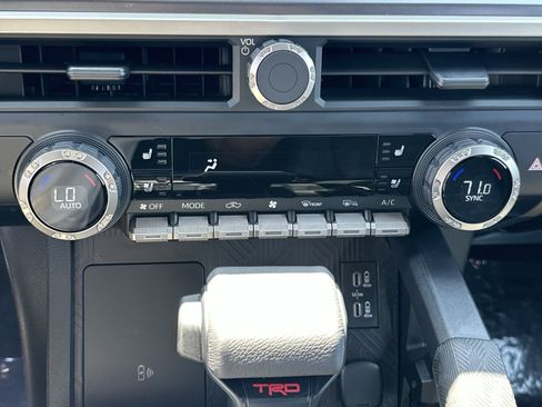 Used 2026 Toyota Tacoma TRD Sport w/ TRD Sport Premium Package AWD/4WD image 28