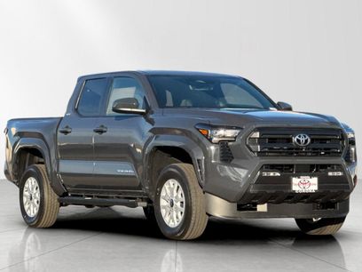 New 2025 Toyota Tacoma SR5