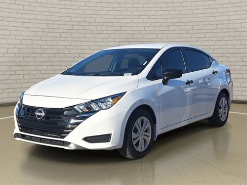 Used 2024 Nissan Versa S w/ Trunk Package image 1