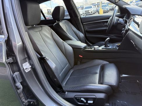 Used 2017 BMW 330i Sedan image 18