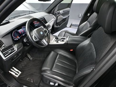 Used 2022 BMW X5 M50i AWD/4WD image 25