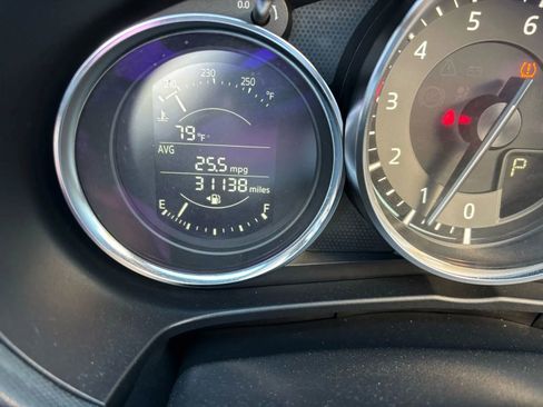 Used 2018 MAZDA MX-5 Miata Grand Touring image 17