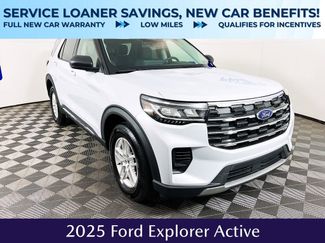 Used 2025 Ford Explorer Active video 1