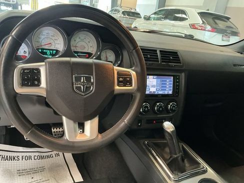 Used 2013 Dodge Challenger R/T RWD image 21