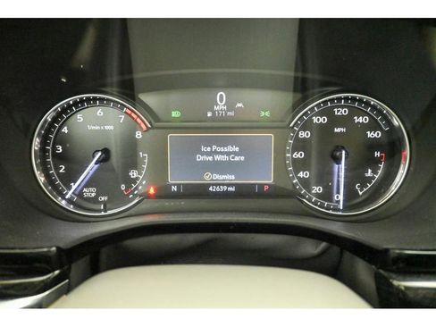 Used 2020 Cadillac XT6 Premium Luxury image 13