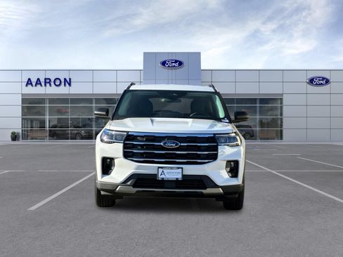 New 2026 Ford Explorer Active w/ Active Comfort Package RWD image 9