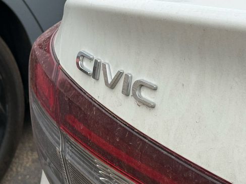 Used 2025 Honda Civic Sport Touring image 13