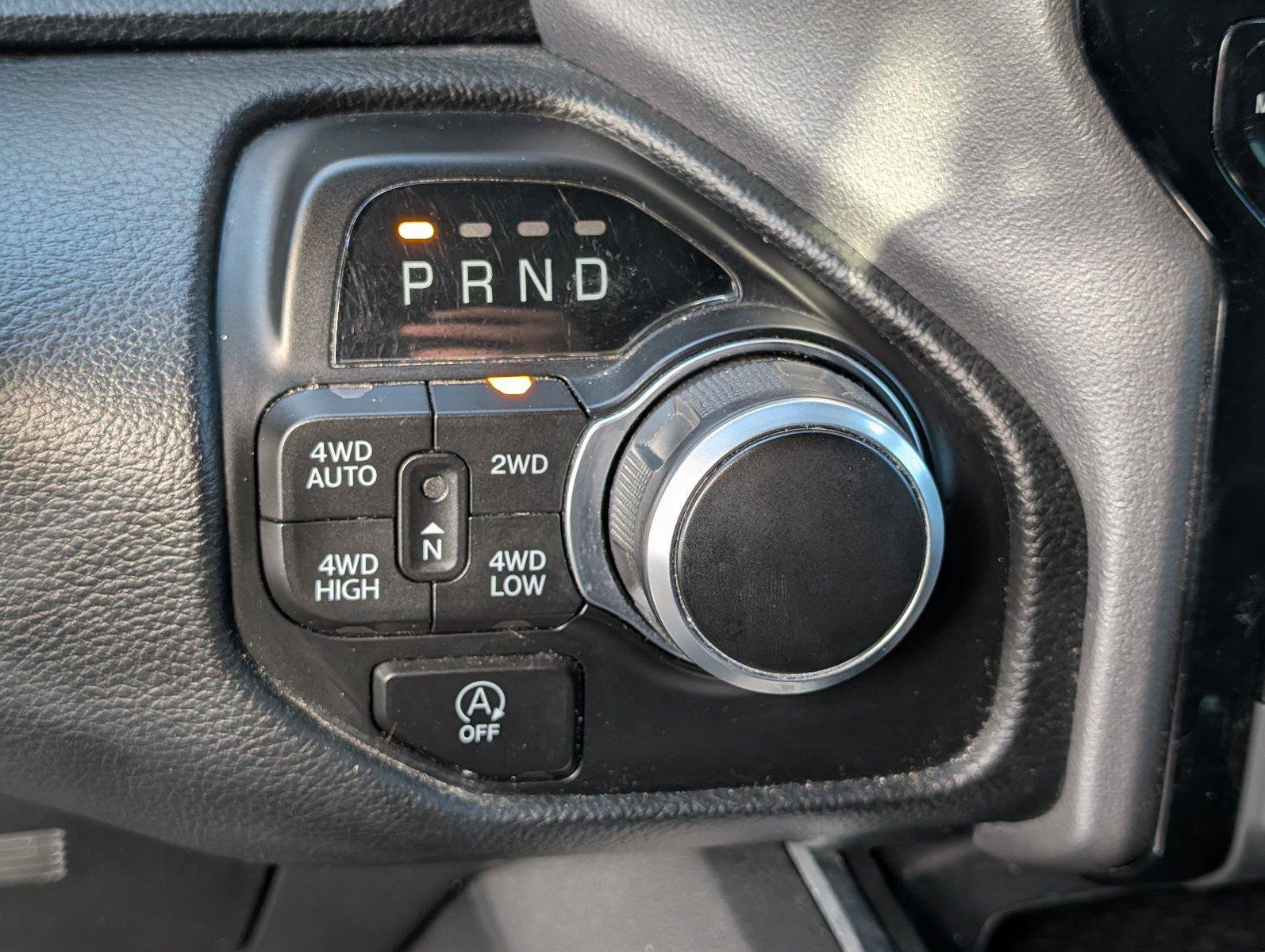 Used 2024 RAM 1500 Big Horn AWD/4WD image 23